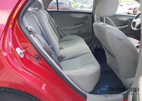 2013 Toyota Corolla Le z USA, uszkodzony, nr VIN 5YFBU4EE2DP084309